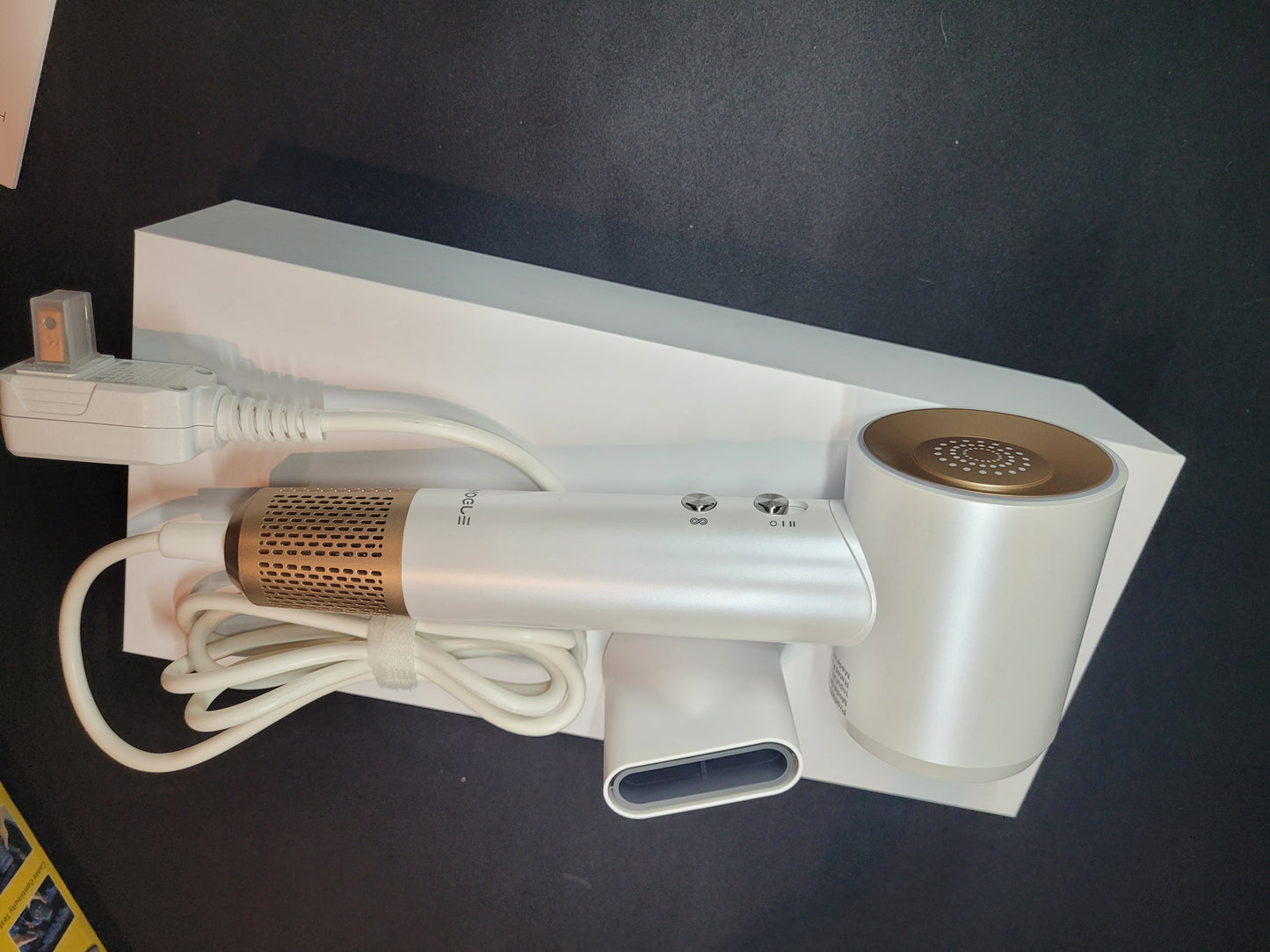 Plavogue High-Speed Hair Dryer – Negative Ion Technology, Smart Temp Control – Professional Salon Style